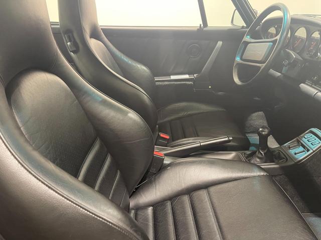 ポルシェ９１１９１１カレラ４ 中古車 Motor Fan モーターファン