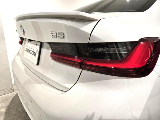 B3 リムジン オールラッド ALPINA Safetyパッケージ/コックピットプロフェッショナル(ヘッドアップディスプレイ)/メリノフルレザーブラック+レザーダッシュボード/カーボンルーフ/アルピナクラシック20inchAW(12枚目)