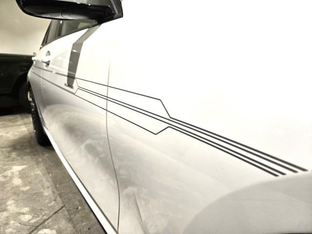 B3 リムジン オールラッド ALPINA Safetyパッケージ/コックピットプロフェッショナル(ヘッドアップディスプレイ)/メリノフルレザーブラック+レザーダッシュボード/カーボンルーフ/アルピナクラシック20inchAW(17枚目)