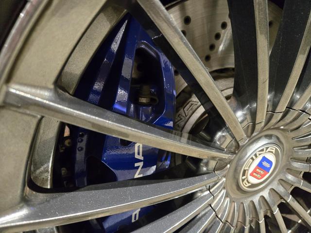 B3 リムジン オールラッド ALPINA Safetyパッケージ/コックピットプロフェッショナル(ヘッドアップディスプレイ)/メリノフルレザーブラック+レザーダッシュボード/カーボンルーフ/アルピナクラシック20inchAW(22枚目)