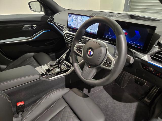 B3 リムジン オールラッド ALPINA Safetyパッケージ/コックピットプロフェッショナル(ヘッドアップディスプレイ)/メリノフルレザーブラック+レザーダッシュボード/カーボンルーフ/アルピナクラシック20inchAW(26枚目)