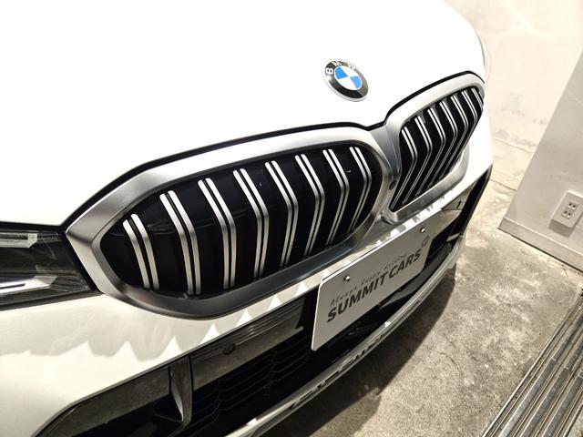 B3 リムジン オールラッド ALPINA Safetyパッケージ/コックピットプロフェッショナル(ヘッドアップディスプレイ)/メリノフルレザーブラック+レザーダッシュボード/カーボンルーフ/アルピナクラシック20inchAW(49枚目)