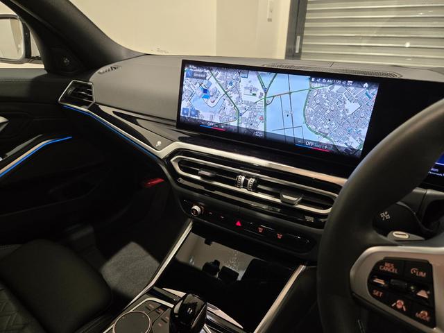 B3 リムジン オールラッド ALPINA Safetyパッケージ/コックピットプロフェッショナル(ヘッドアップディスプレイ)/メリノフルレザーブラック+レザーダッシュボード/カーボンルーフ/アルピナクラシック20inchAW(70枚目)