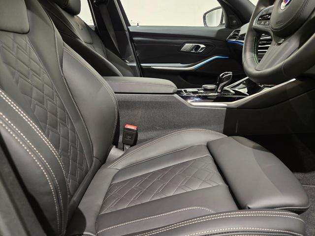 B3 リムジン オールラッド ALPINA Safetyパッケージ/コックピットプロフェッショナル(ヘッドアップディスプレイ)/メリノフルレザーブラック+レザーダッシュボード/カーボンルーフ/アルピナクラシック20inchAW(75枚目)