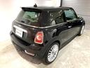 MINI インスパイアード・バイ・グッドウッド 世界限定1000台/左ハンドル/新車並行/ロールスロイス専用色ダイアモンドブラック/コーンシルクベージュインテリア+ウォールナットウッド+カシミヤ ルーフライナー/Dウールフロアマット 中古車画像_4
