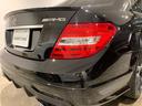 Ｃ６３　ＡＭＧ　エディション５０７　特別仕様車　ＮＡ６．３Ｌ　Ｖ８最終モデル／専用チューニング５０７馬力エンジン／ＡＭＧ鍛造１９ＡＷ／大径ブレーキ／ボンネットダクト／ブラックグリル／ｄｅｓｉｇｎｏナッパレザ－／アルカンタラステア＋シフト(52枚目)