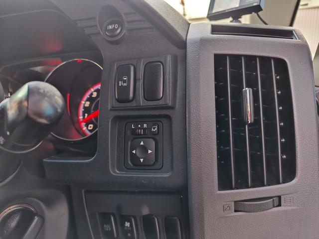 デリカD:5 C2 G ナビパッケージ 1オーナー記録簿15枚禁煙ローデストエアロ純正ナビロックフォードサウンドF&S&Bカメラ社外地デジTVキット電動スライドドアスマートキーHIDクルコンETCスペアキー社外17AW新車保証書取説記録簿(42枚目)