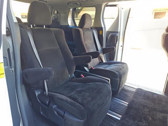 ヴェルファイア 2.4Z プラチナセレクションII 1オーナー禁煙HDDサイバーナビ地デジ(ハンドルスイッチ連動)バックカメラブルートゥースオーディオ両側電動スライドドアパワーバックドアETCドライブレコーダーキセノンスマートキーアルカンタラシート(6枚目)