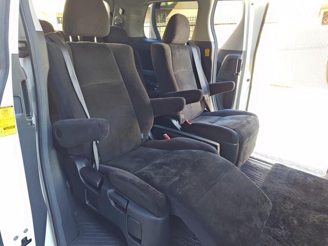 ヴェルファイア 2.4Z プラチナセレクションII 1オーナー禁煙HDDサイバーナビ地デジ(ハンドルスイッチ連動)バックカメラブルートゥースオーディオ両側電動スライドドアパワーバックドアETCドライブレコーダーキセノンスマートキーアルカンタラシート(7枚目)