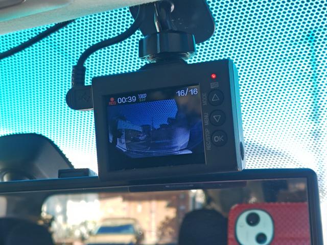 ヴェルファイア 2.4Z プラチナセレクションII 1オーナー禁煙HDDサイバーナビ地デジ(ハンドルスイッチ連動)バックカメラブルートゥースオーディオ両側電動スライドドアパワーバックドアETCドライブレコーダーキセノンスマートキーアルカンタラシート(46枚目)