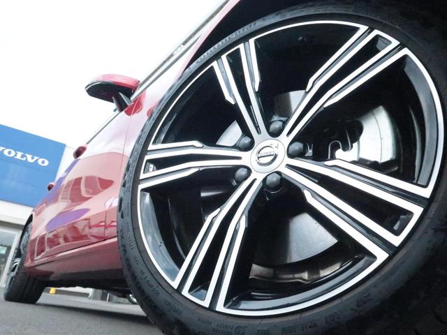T6 ツインエンジン AWD インスクリプション 弊社デモカー 黒革 サンルーフ メモリー機能付きパワーシート シートヒーター シートエアコン ステアリングホイールヒーター harman/kardo クリスタルシフトノブ パワーテールゲート(16枚目)