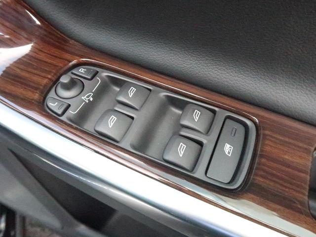 D4 クラシック 認定中古車 サンルーフ 黒革シート ワンオーナー 禁煙車 インテリセーフ 純正HDDナビ フルセグTV バックモニター Bluetooth 純正18インチAW シートヒーター パワーシート ETC(34枚目)