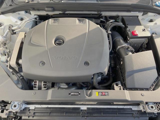 T5 インスクリプション 認定中古車 禁煙車 茶革シート 純正9インチナビ フルセグTV harman/kardon インテリセーフ 360°ビューカメラ パイロットアシスト シートベンチレーション 純正19AW(19枚目)