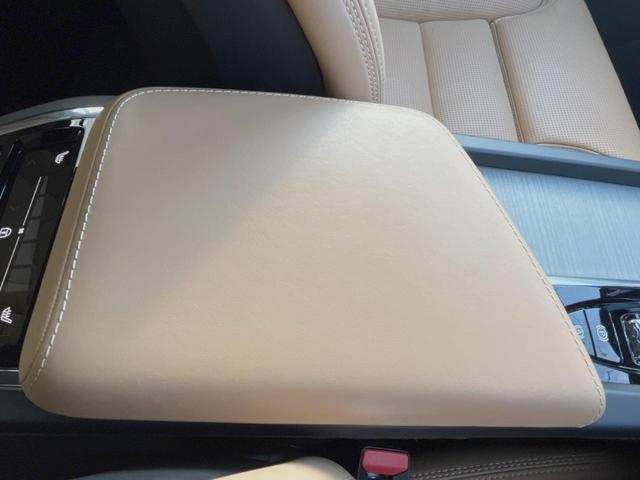 T5 インスクリプション 認定中古車 禁煙車 茶革シート 純正9インチナビ フルセグTV harman/kardon インテリセーフ 360°ビューカメラ パイロットアシスト シートベンチレーション 純正19AW(28枚目)