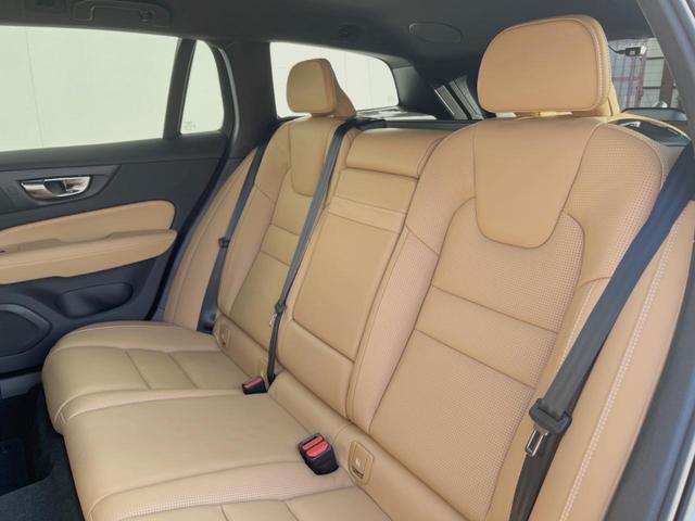 T5 インスクリプション 認定中古車 禁煙車 茶革シート 純正9インチナビ フルセグTV harman/kardon インテリセーフ 360°ビューカメラ パイロットアシスト シートベンチレーション 純正19AW(37枚目)