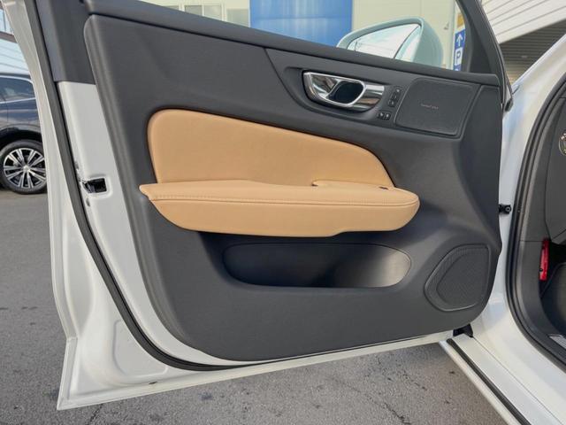 T5 インスクリプション 認定中古車 禁煙車 茶革シート 純正9インチナビ フルセグTV harman/kardon インテリセーフ 360°ビューカメラ パイロットアシスト シートベンチレーション 純正19AW(40枚目)
