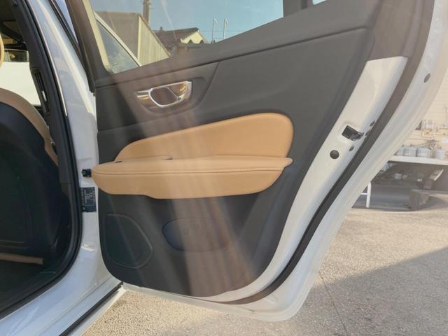 T5 インスクリプション 認定中古車 禁煙車 茶革シート 純正9インチナビ フルセグTV harman/kardon インテリセーフ 360°ビューカメラ パイロットアシスト シートベンチレーション 純正19AW(41枚目)
