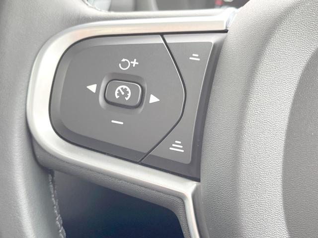 B4 モメンタム 認定中古車 黒革シート 360°ビューカメラ パイロットアシスト 純正9インチナビ 禁煙車 シートヒーター メモリー機能付きパワーシート Apple Car Play Bluetooth フルセグTV(8枚目)