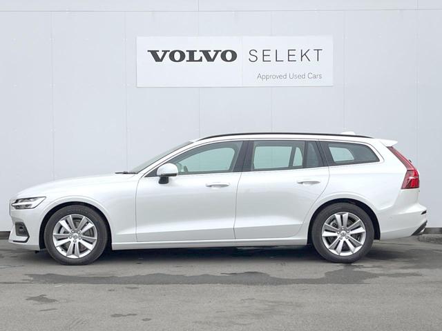 B4 モメンタム 認定中古車 黒革シート 360°ビューカメラ パイロットアシスト 純正9インチナビ 禁煙車 シートヒーター メモリー機能付きパワーシート Apple Car Play Bluetooth フルセグTV(48枚目)