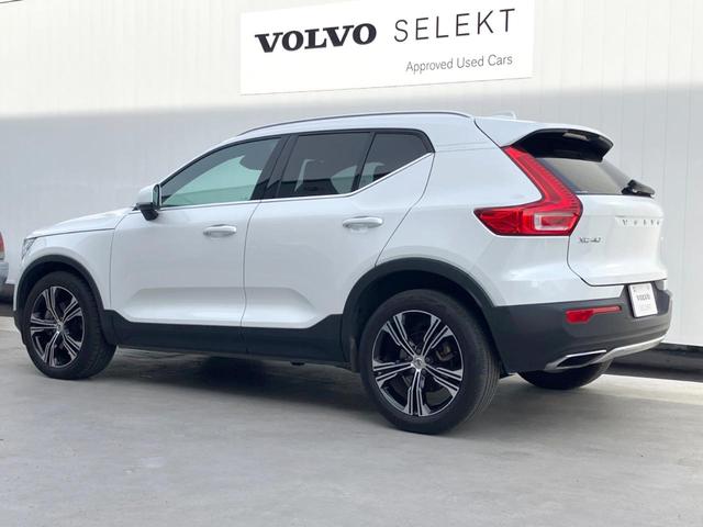 ＸＣ４０ Ｔ４　ＡＷＤ　インスクリプション　認定中古車　ｈａｒｍａｎ／ｋａｒｄｏｎ　赤革シート　３６０°ビューカメラ　純正９インチナビ　インテリセーフ　禁煙車　シートヒーター　メモリー機能付きパワーシート　フルセグＴＶ　ルーフレール　ＥＴＣ（48枚目）