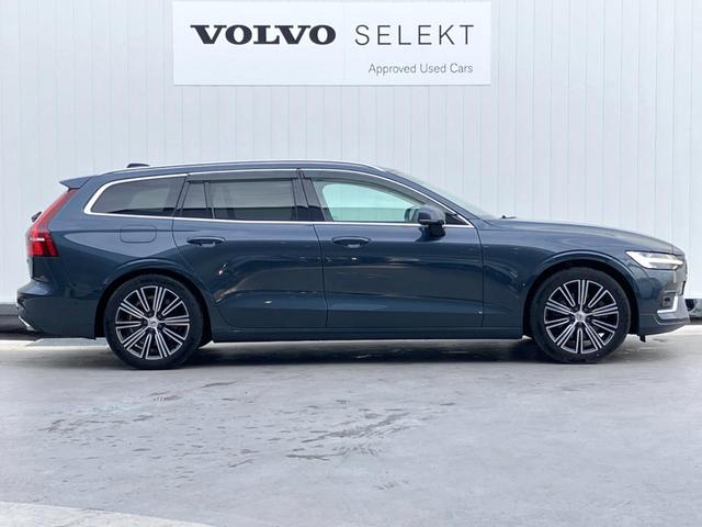 Ｖ６０ Ｔ５　インスクリプション　認定中古車　ｈａｒｍａｎ／ｋａｒｄｏｎ　ナッパレザーシート　マッサージ機能付きシート　禁煙車　インテリセーフ　３６０°ビューカメラ　純正９インチナビ　メモリー機能付きパワーシート　シートヒーター（17枚目）