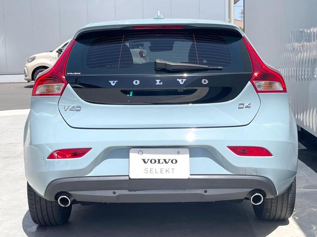 Ｖ４０ Ｄ４　モメンタム　認定中古車　Ｂｌｕｅｔｏｏｔｈ　バックカメラ　純正ナビ　禁煙車　インテリセーフ　メモリー機能付きパワーシート　シートヒーター　ブラインドスポットインフォメーション　車線逸脱警報　純正１７インチＡＷ（19枚目）