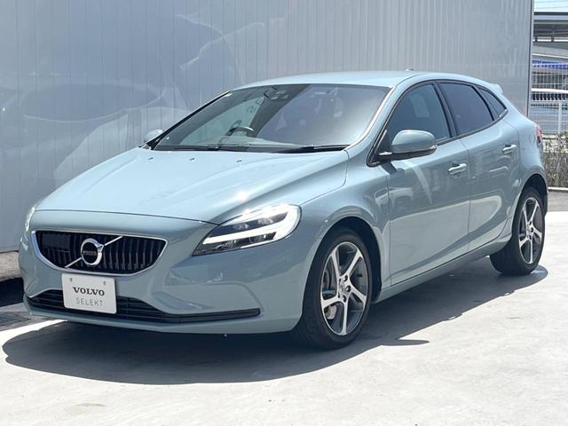 Ｖ４０ Ｄ４　モメンタム　認定中古車　Ｂｌｕｅｔｏｏｔｈ　バックカメラ　純正ナビ　禁煙車　インテリセーフ　メモリー機能付きパワーシート　シートヒーター　ブラインドスポットインフォメーション　車線逸脱警報　純正１７インチＡＷ（43枚目）