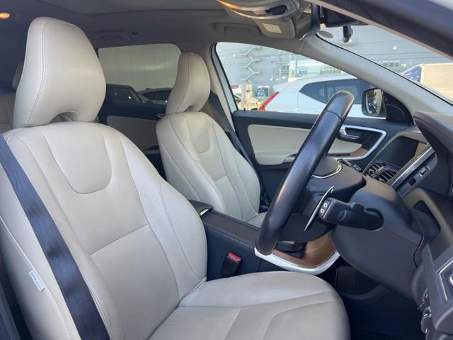 XC60 D4 クラシック 最終モデル サンルーフ 白革シート 純正ナビ バックカメラ 禁煙車 メモリー機能付きパワーシート シートヒーター Bluetooth パドルシフト パワーテールゲート BLIS ETC CD DVD(12枚目)