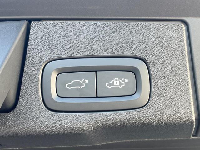 XC60 アルティメット B5 AWD 認定中古車 パノラマガラスサンルーフ ワンオーナー harman/kardon Googleナビ 360°ビュー 白革シート メモリー機能付きパワーシート シートヒーター ベンチレーション 禁煙車(48枚目)