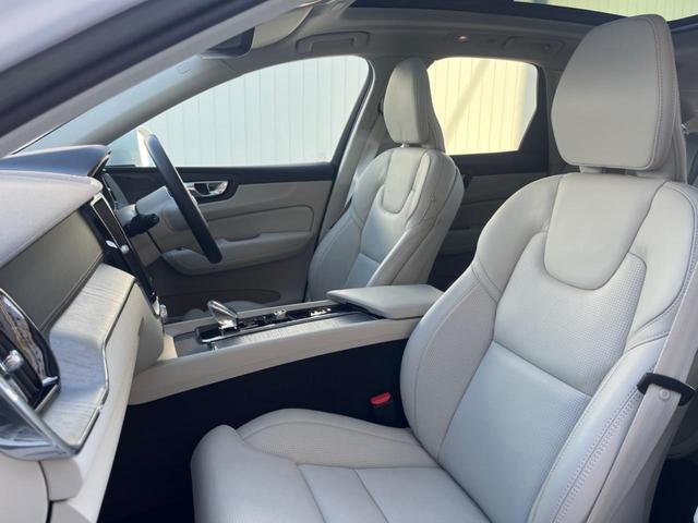 XC60 アルティメット B5 AWD 認定中古車 パノラマガラスサンルーフ ワンオーナー harman/kardon Googleナビ 360°ビュー 白革シート メモリー機能付きパワーシート シートヒーター ベンチレーション 禁煙車(53枚目)