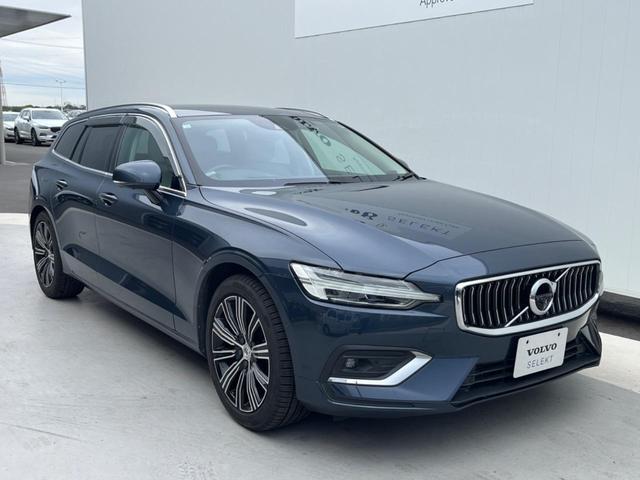 Ｖ６０ Ｔ５　インスクリプション　認定中古車　ｈａｒｍａｎ／ｋａｒｄｏｎ　白革シート　純正ナビ　３６０°ビューカメラ　メモリー機能付きパワーシート　禁煙車　Ｂｌｕｅｔｏｏｔｈ　パワーテールゲート　シートヒーター　ルーフレール（25枚目）
