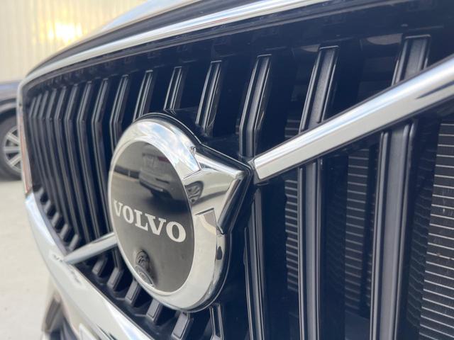 ＸＣ６０ プラス　Ｂ５　認定中古車　サンルーフ　本革シート　禁煙車　純正Ｇｏｏｇｌｅナビ　３６０°ビューカメラ　クライメートパッケージ　パイロットアシスト　メモリーシート　全席シートヒーター　ステアリングヒーター（34枚目）