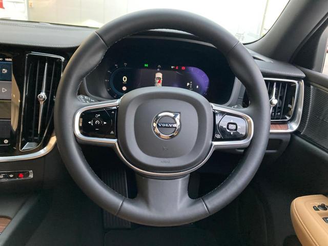 V60 アルティメット B4 認定中古車 harman/kardon 茶革シート Googleナビ 360°ビューカメラ 禁煙車 メモリー機能付きパワーシート シートヒーター パワーテールゲート Bluetooth ETC(11枚目)