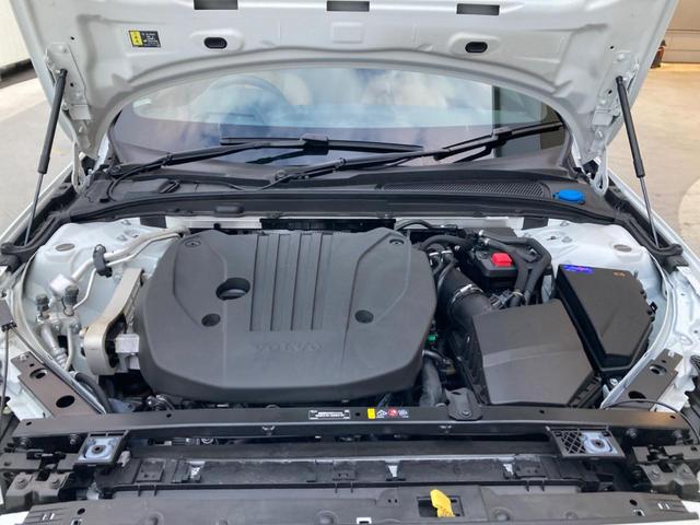 V60 アルティメット B4 認定中古車 harman/kardon 茶革シート Googleナビ 360°ビューカメラ 禁煙車 メモリー機能付きパワーシート シートヒーター パワーテールゲート Bluetooth ETC(20枚目)