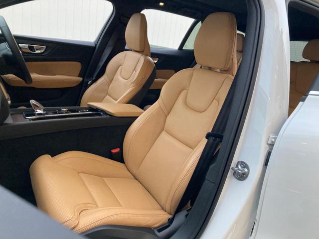 V60 アルティメット B4 認定中古車 harman/kardon 茶革シート Googleナビ 360°ビューカメラ 禁煙車 メモリー機能付きパワーシート シートヒーター パワーテールゲート Bluetooth ETC(23枚目)