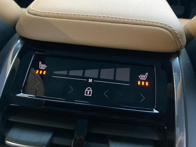 V60 アルティメット B4 認定中古車 harman/kardon 茶革シート Googleナビ 360°ビューカメラ 禁煙車 メモリー機能付きパワーシート シートヒーター パワーテールゲート Bluetooth ETC(32枚目)