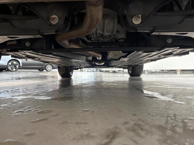 XC40 B4 AWD モメンタム 認定中古車 純正ナビ 360°ビューカメラ 禁煙車 メモリー機能付きパワーシート Bluetooth パワーテールゲート ルーフレール シートヒーター ETC BLIS LEDヘッドライト(19枚目)