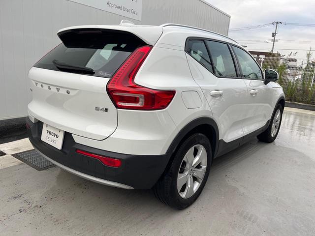 XC40 B4 AWD モメンタム 認定中古車 純正ナビ 360°ビューカメラ 禁煙車 メモリー機能付きパワーシート Bluetooth パワーテールゲート ルーフレール シートヒーター ETC BLIS LEDヘッドライト(25枚目)