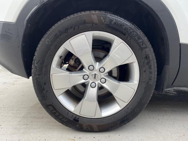 XC40 B4 AWD モメンタム 認定中古車 純正ナビ 360°ビューカメラ 禁煙車 メモリー機能付きパワーシート Bluetooth パワーテールゲート ルーフレール シートヒーター ETC BLIS LEDヘッドライト(26枚目)
