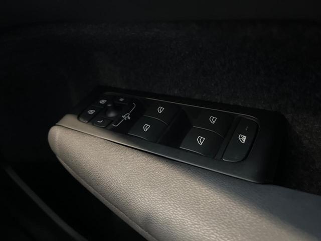 XC40 B4 AWD モメンタム 認定中古車 純正ナビ 360°ビューカメラ 禁煙車 メモリー機能付きパワーシート Bluetooth パワーテールゲート ルーフレール シートヒーター ETC BLIS LEDヘッドライト(45枚目)