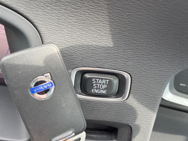 V60 D4 クラシック サンルーフ ディーゼル 純正ナビ バックカメラ 衝突軽減装置 レーダークルーズ 前席シートヒーター ETC フルセグTV Bluetooth再生 スマートキー(27枚目)