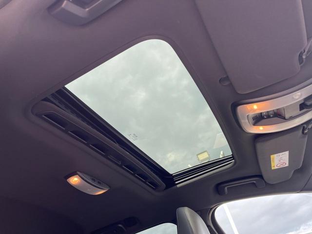 V60 D4 クラシック サンルーフ ディーゼル 純正ナビ バックカメラ 衝突軽減装置 レーダークルーズ 前席シートヒーター ETC フルセグTV Bluetooth再生 スマートキー(40枚目)