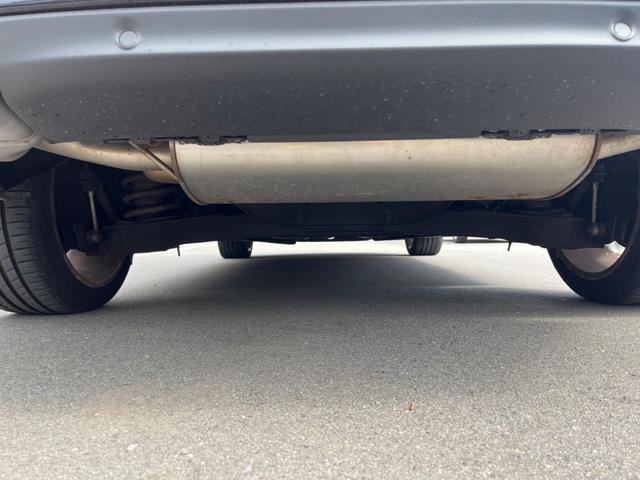 V60 D4 クラシック サンルーフ ディーゼル 純正ナビ バックカメラ 衝突軽減装置 レーダークルーズ 前席シートヒーター ETC フルセグTV Bluetooth再生 スマートキー(44枚目)