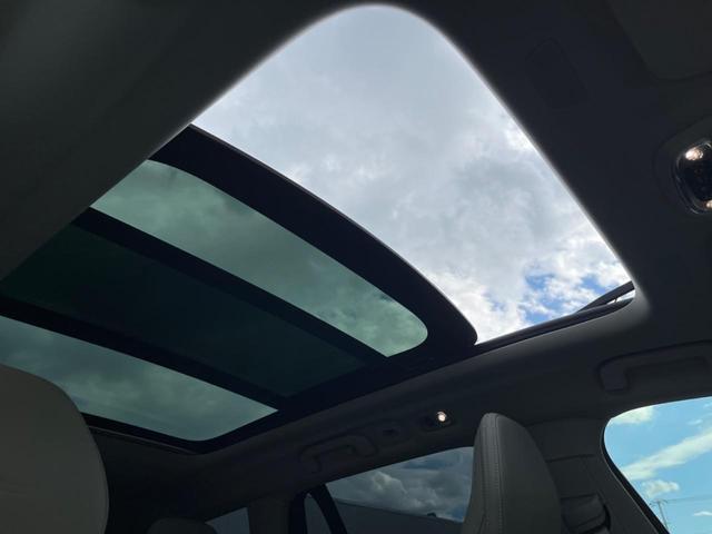 Ｖ６０ Ｔ５　インスクリプション　認定中古車サンルーフ　純正９インチナビ　黒革シート　３６０°ビューカメラ　ｈａｒｍａｎｋａｒｄｏｎ　インテリセーフ　レーダークルーズ　シートヒーター　パワーシート　パワーバックドア　ＬＥＤヘッドライト（5枚目）
