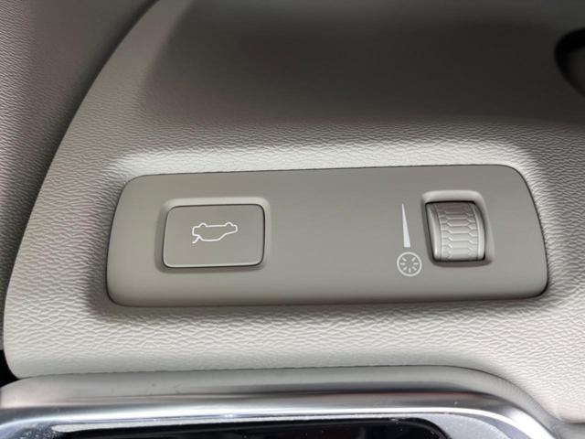 Ｖ６０ Ｔ５　インスクリプション　認定中古車サンルーフ　純正９インチナビ　黒革シート　３６０°ビューカメラ　ｈａｒｍａｎｋａｒｄｏｎ　インテリセーフ　レーダークルーズ　シートヒーター　パワーシート　パワーバックドア　ＬＥＤヘッドライト（31枚目）