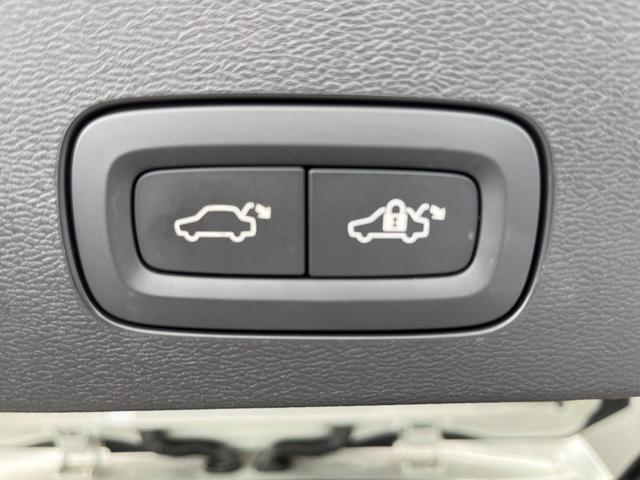 Ｖ６０ Ｔ５　インスクリプション　認定中古車サンルーフ　純正９インチナビ　黒革シート　３６０°ビューカメラ　ｈａｒｍａｎｋａｒｄｏｎ　インテリセーフ　レーダークルーズ　シートヒーター　パワーシート　パワーバックドア　ＬＥＤヘッドライト（44枚目）