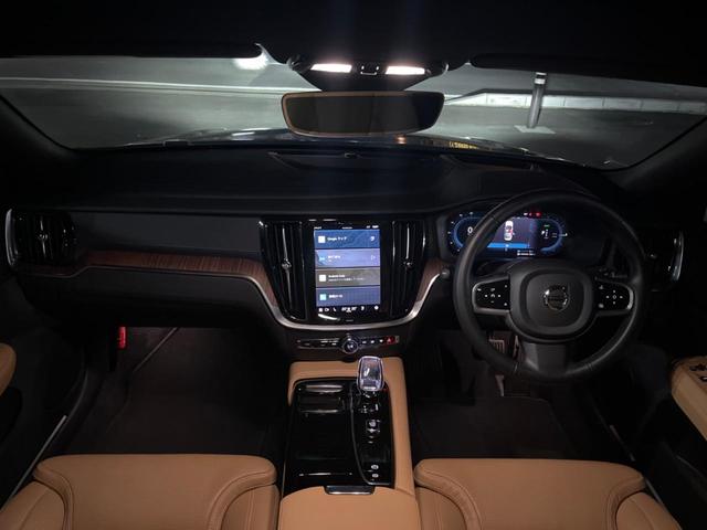 S60 リチャジアルティメットT6AWDプラグインハイブリド 認定中古車 サンルーフ ワンオーナー 禁煙車 AWD harman/kardon インテリセーフ 衝突被害軽減ブレーキ 360°ビューカメラ パイロットアシスト 純正9インチナビ シートヒーター(2枚目)