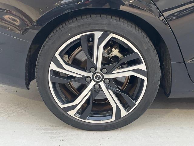 S60 リチャジアルティメットT6AWDプラグインハイブリド 認定中古車 サンルーフ ワンオーナー 禁煙車 AWD harman/kardon インテリセーフ 衝突被害軽減ブレーキ 360°ビューカメラ パイロットアシスト 純正9インチナビ シートヒーター(26枚目)