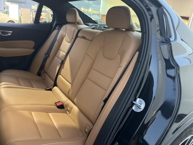 S60 リチャジアルティメットT6AWDプラグインハイブリド 認定中古車 サンルーフ ワンオーナー 禁煙車 AWD harman/kardon インテリセーフ 衝突被害軽減ブレーキ 360°ビューカメラ パイロットアシスト 純正9インチナビ シートヒーター(34枚目)