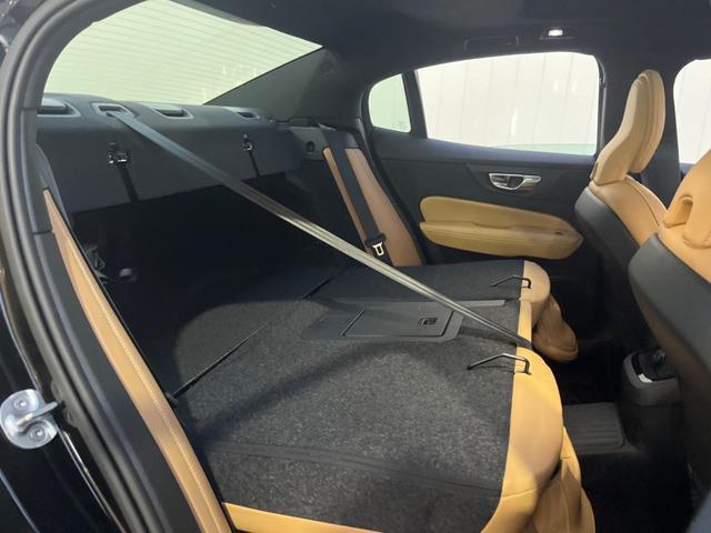 S60 リチャジアルティメットT6AWDプラグインハイブリド 認定中古車 サンルーフ ワンオーナー 禁煙車 AWD harman/kardon インテリセーフ 衝突被害軽減ブレーキ 360°ビューカメラ パイロットアシスト 純正9インチナビ シートヒーター(36枚目)